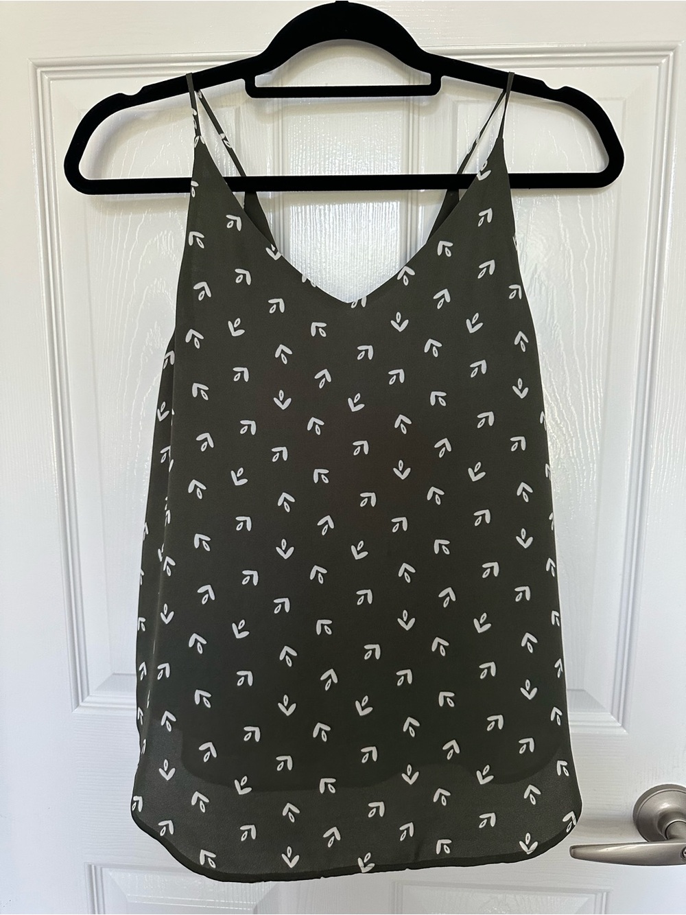 LOFT Petites Olive Green Printed V-Neck Spaghetti Strap Cami